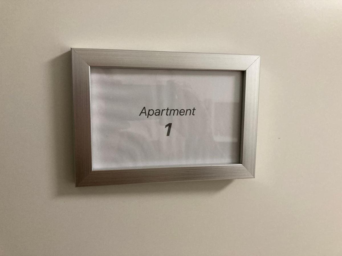 Clarkes Apartments Leopoldshohe Quarto foto